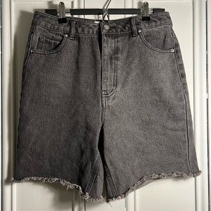 Grey jean short vintage cut